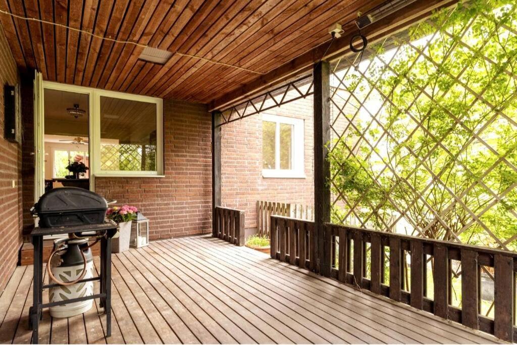 Villa Modernt & Rymligt Sommarhus Pa Landet- Bubbelpool Eskilstuna Esterno foto